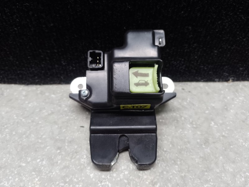 Замок крышки багажника KIA FORTE/CERATO TD 08-13 81230-1M070 Б/У