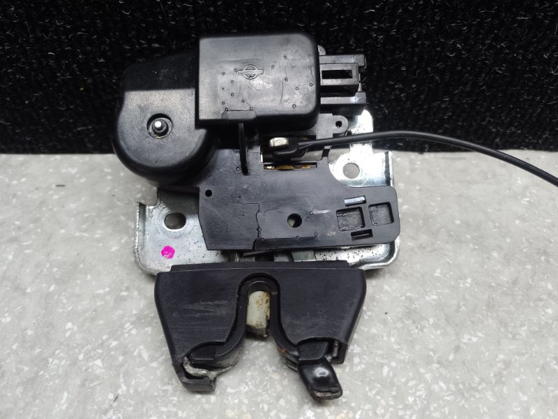 Замок крышки багажника ALTIMA L33 12-18
