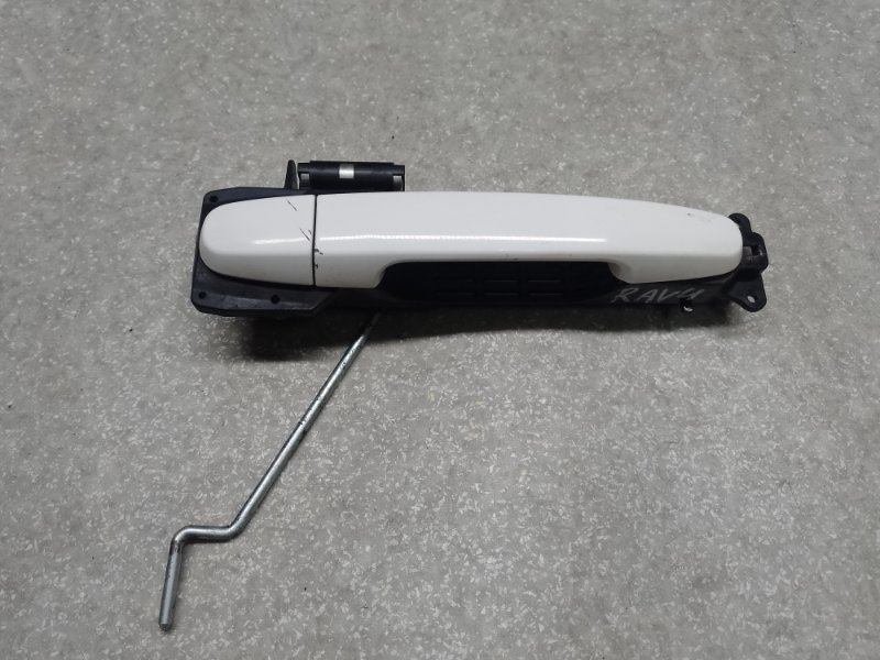 Ручка открывания багажника TOYOTA RAV4 05-12 69211-12220-A0 Б/У