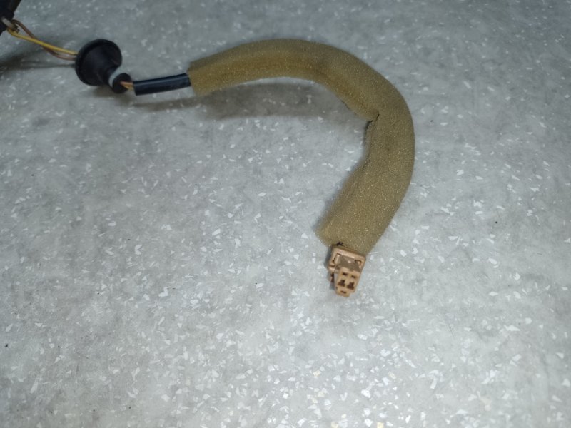 Кнопка открывания багажника наружная ALTIMA L33 12-18 Кнопка открывания багажника наружная ALTIMA L33 12-18