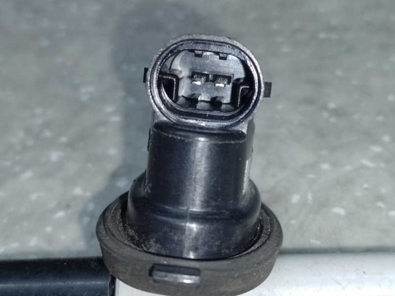 Кнопка открывания багажника наружная CHRYSLER 200 14-16 Кнопка открывания багажника наружная CHRYSLER 200 14-16