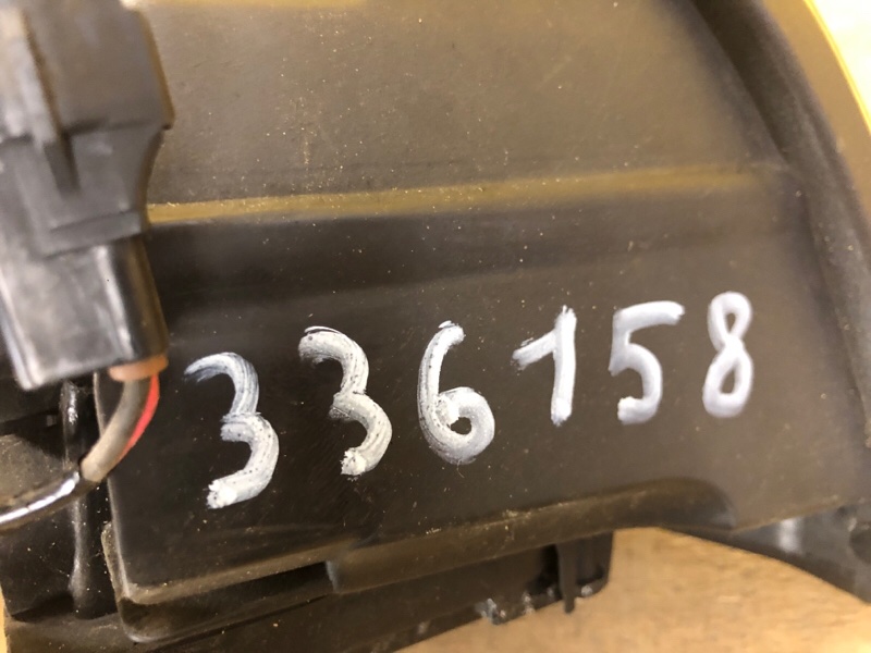 Фара левая AVENSIS 03-08 Фара левая AVENSIS 03-08