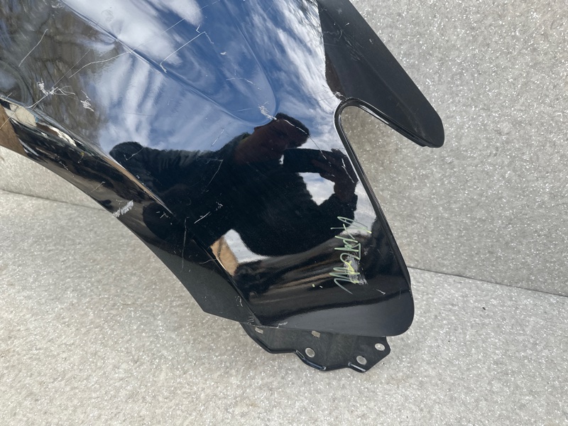 Крыло переднее правое TOYOTA PRIUS PLUS 11-14