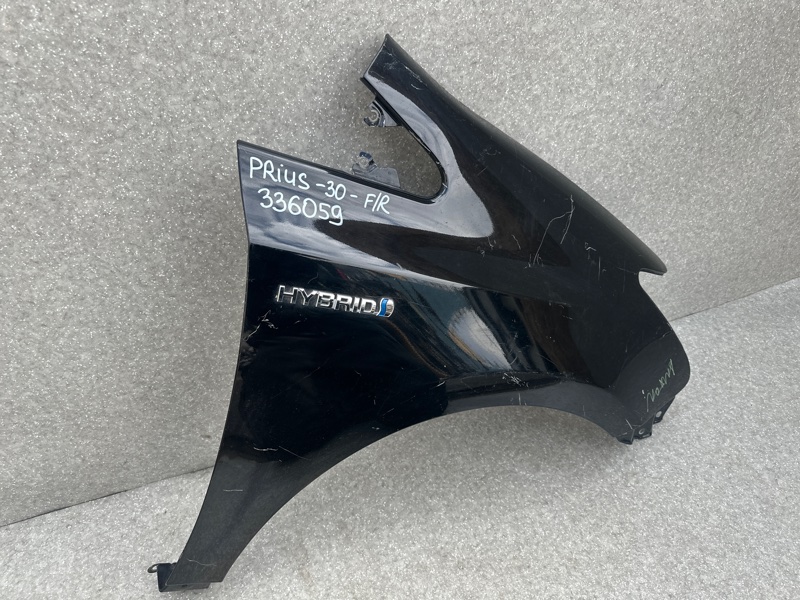 Крыло переднее правое PRIUS PLUS 11-14