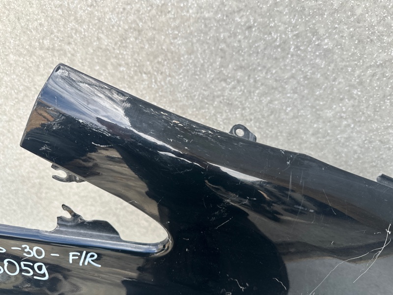 Крыло переднее правое PRIUS PLUS 11-14