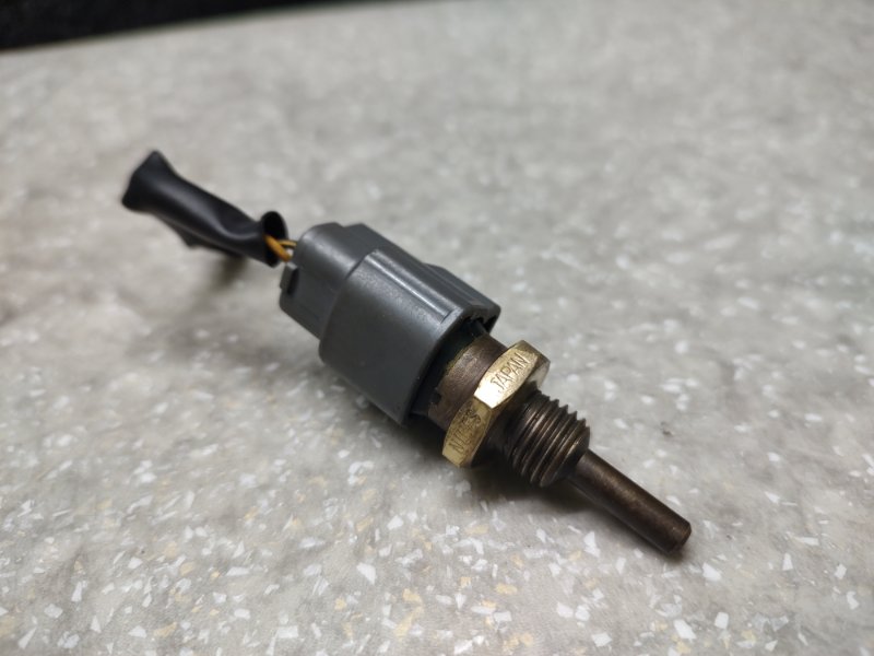 Датчик температуры охлаждающей жидкости NISSAN X-TRAIL T30 01-07 2.5 QR25DE 22630-44B20 Б/У