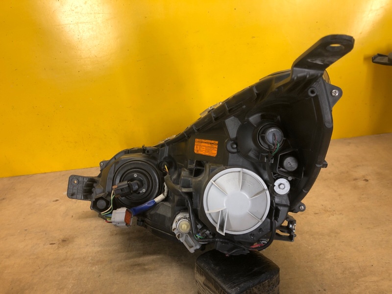 Фара правая OUTBACK 09-14 BR