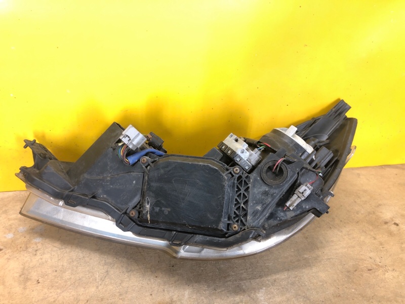 Фара правая OUTBACK 09-14 BR