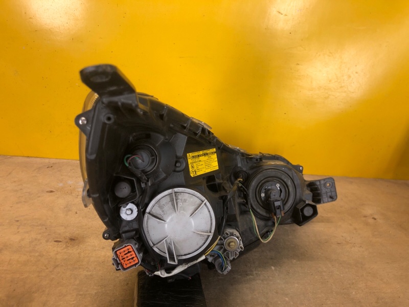 Фара левая OUTBACK 09-14 BR