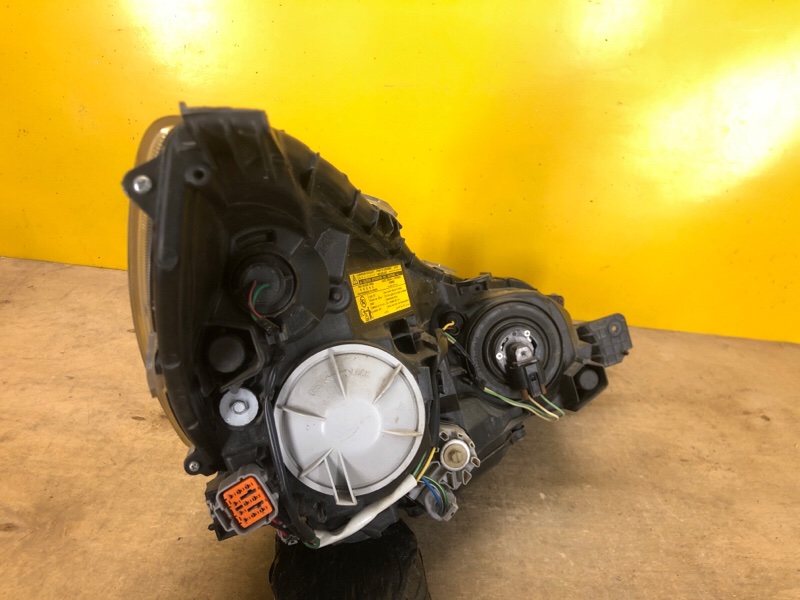 Фара левая OUTBACK 09-14 BR