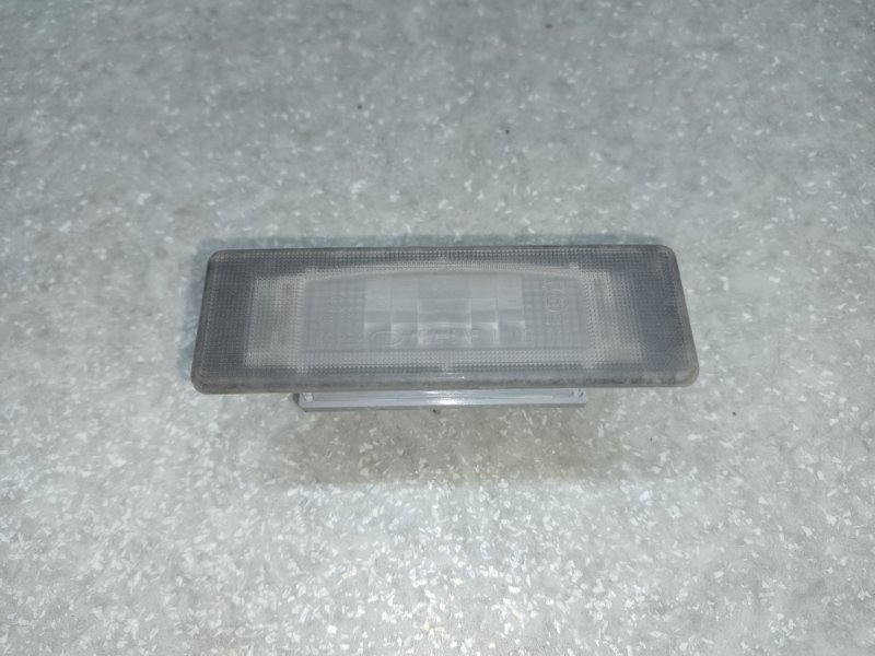 Запчасть подсветка номера HYUNDAI SONATA LF 2014- 92501-2G000 Б/У Подсветка номера HYUNDAI SONATA LF 2014- 92501-2G000 Б/У