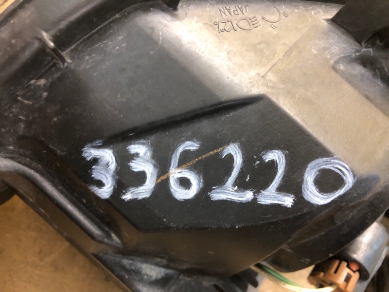 Фара правая OUTBACK 09-14 BR