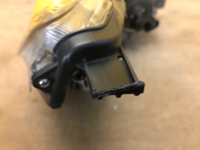 Фара левая OUTBACK 09-14 BR