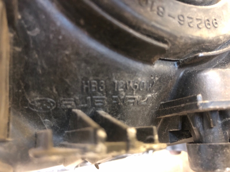 Фара правая OUTBACK 09-14 BR