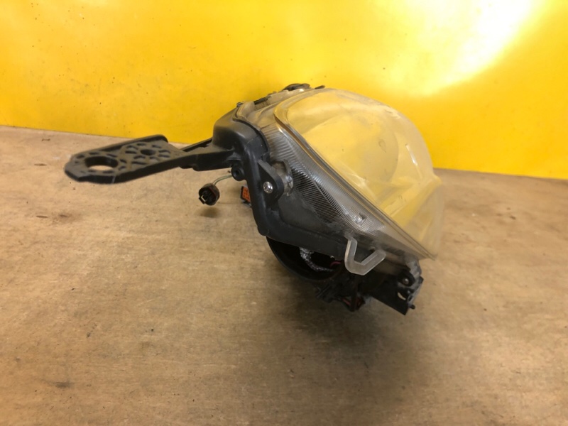 Фара правая OUTBACK 09-14 BR