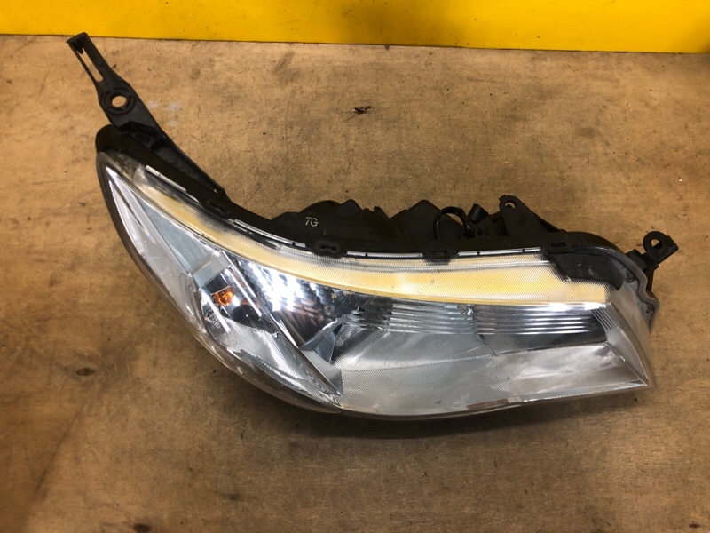 Фара правая FORESTER SH 07-12