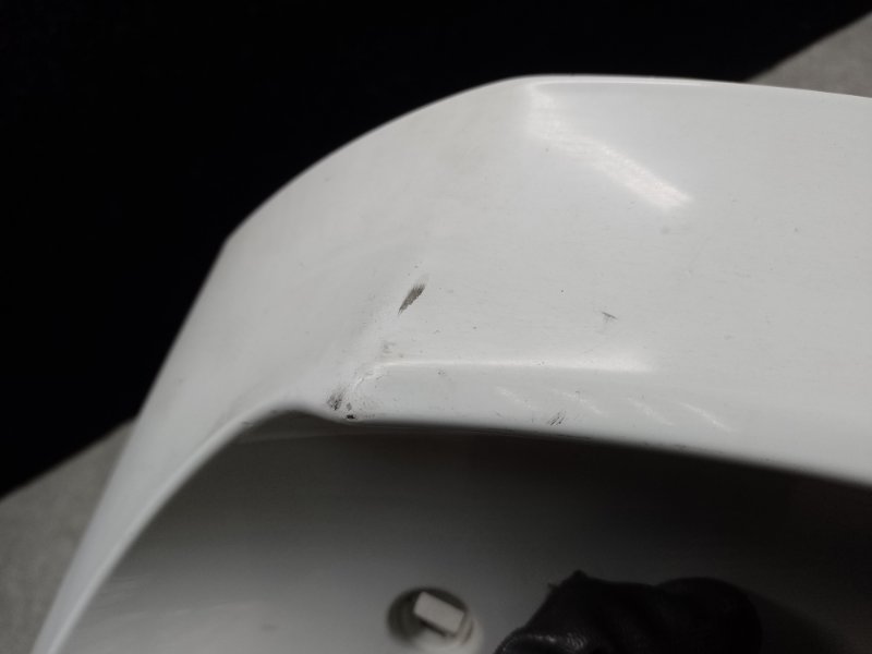 Накладка крышки багажника правая RAV4 05-12