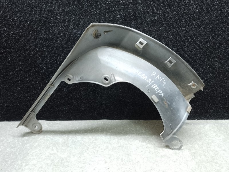 Накладка крышки багажника левая RAV4 05-12