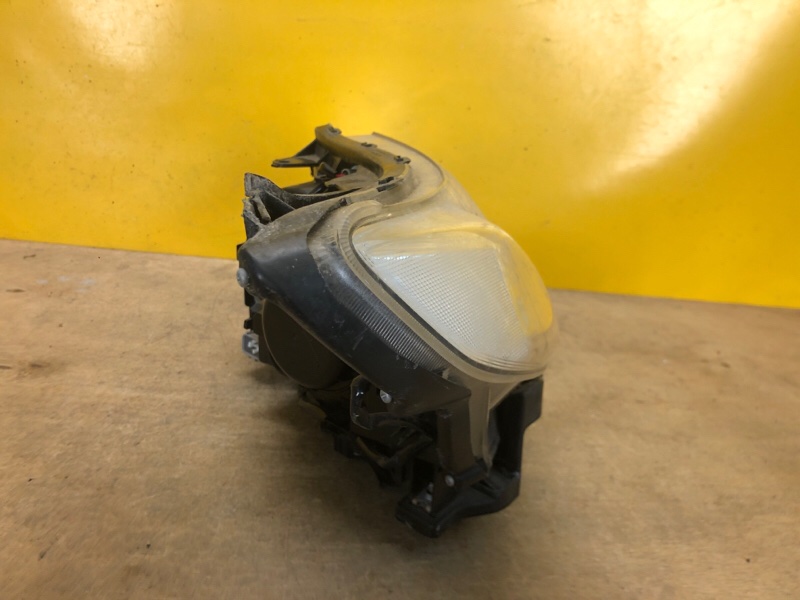 Фара правая FORESTER SH 07-12