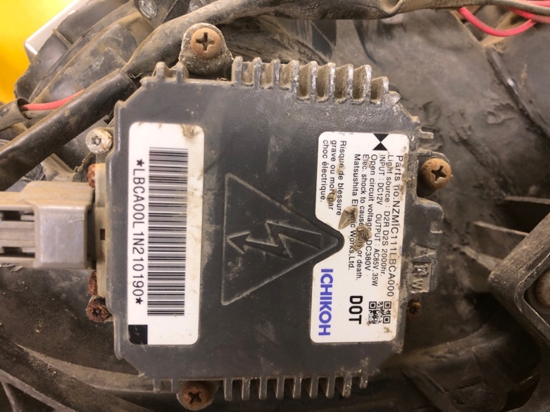 Фара левая FORESTER SH 07-12