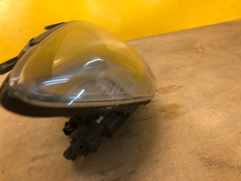 Фара правая LANCER IX 9 03-07