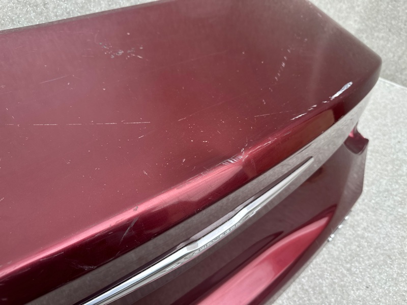 Крышка багажника 200 14-16