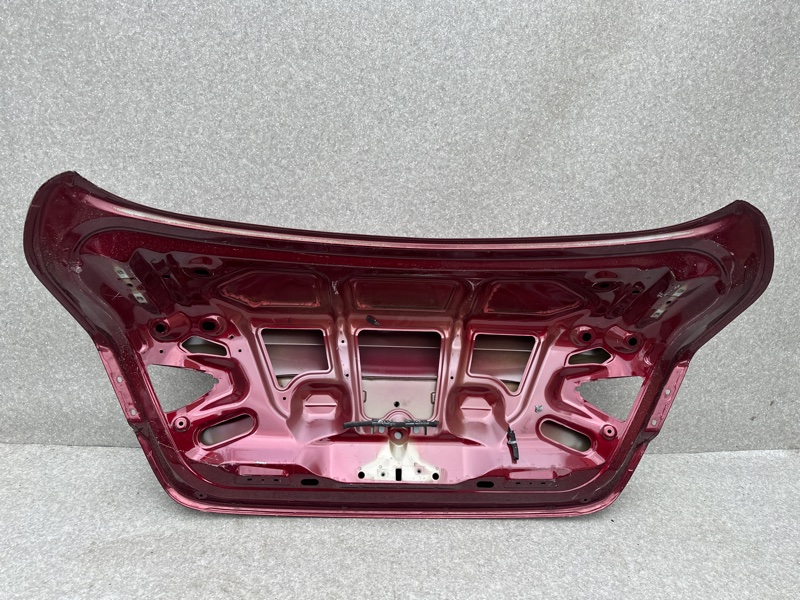 Крышка багажника 200 14-16