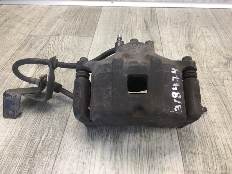 Суппорт тормозной передний правый MITSUBISHI OUTLANDER XL 05-13 2007 Внедорожник 3.0 6B31 4605A258 Б/У