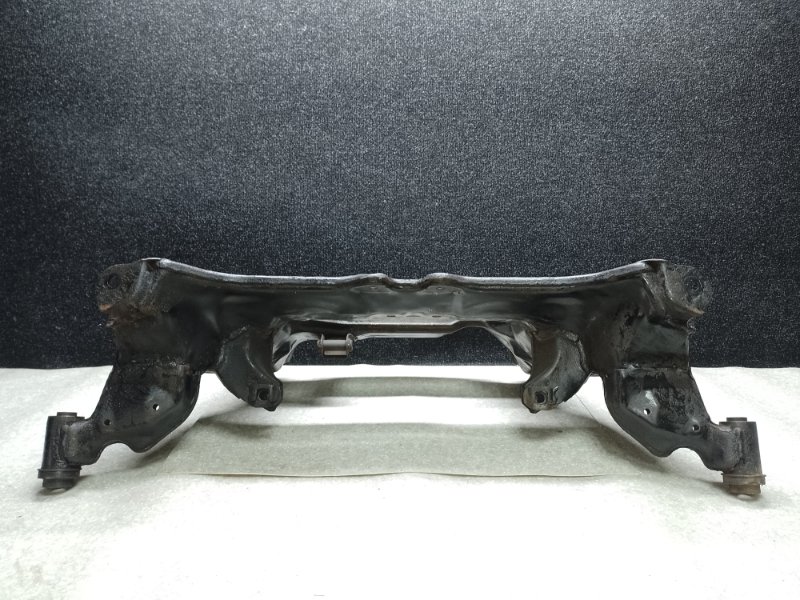 Балка передней подвески X-TRAIL T30 01-07