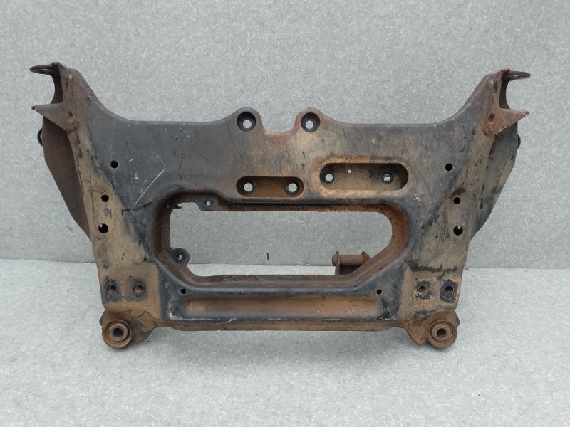 Балка передней подвески X-TRAIL T30 01-07