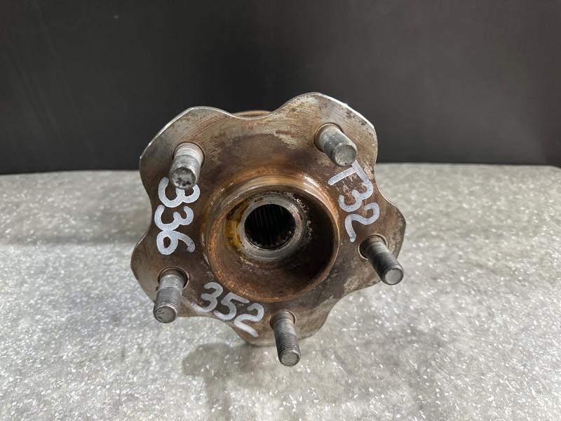 Ступица задняя NISSAN X-TRAIL/ROGUE T32 13-20 43202-4BA0B Б/У