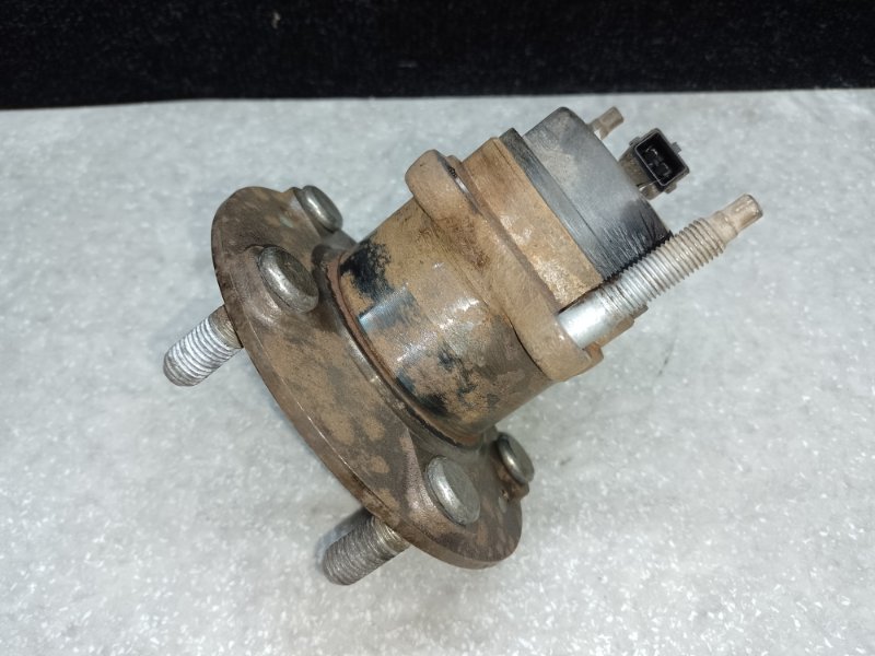 Ступица задняя правая FORTE/CERATO TD 08-13 Ступица задняя правая FORTE/CERATO TD 08-13