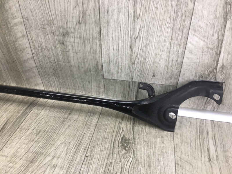 Распорка кузова HIGHLANDER 01-07 Распорка кузова HIGHLANDER 01-07