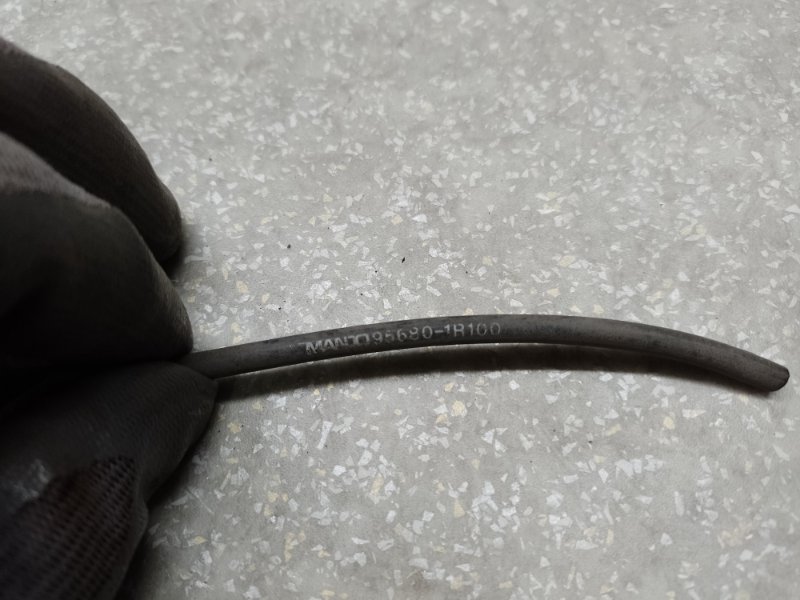 Датчик ABS задний левый HYUNDAI ACCENT RB 10- Датчик ABS задний левый HYUNDAI ACCENT RB 10-