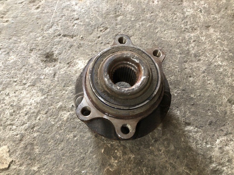 Ступица передняя правая NISSAN MURANO Z50 02-07 Ступица передняя правая NISSAN MURANO Z50 02-07