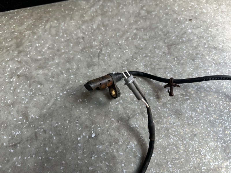 Датчик ABS задний правый NISSAN X-TRAIL T31 07-14