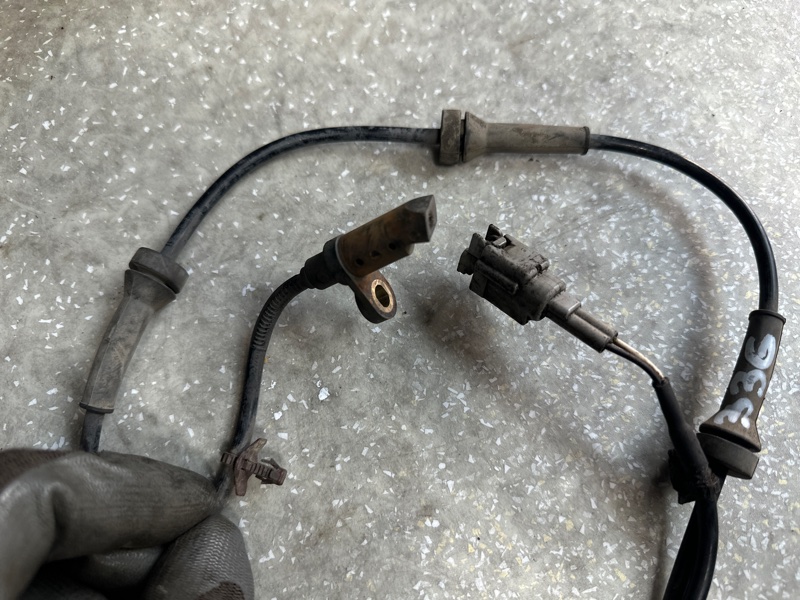 Датчик ABS задний левый NISSAN X-TRAIL T31 07-14 Датчик ABS задний левый NISSAN X-TRAIL T31 07-14