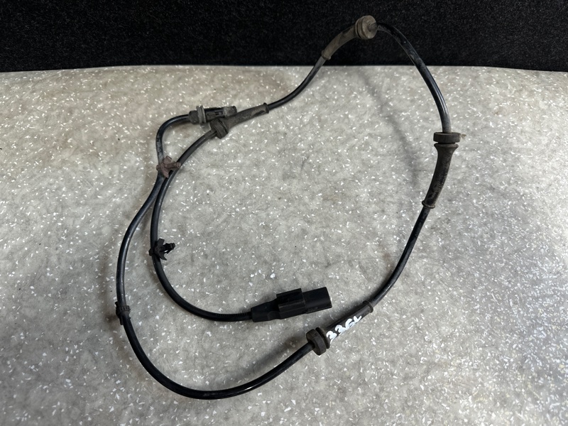 Датчик ABS задний правый QASHQAI 07-14