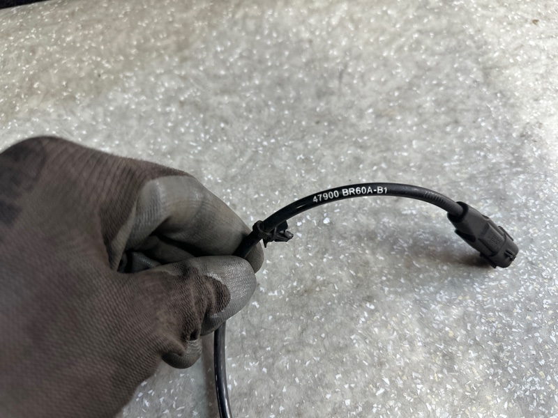 Датчик ABS задний правый QASHQAI 07-14