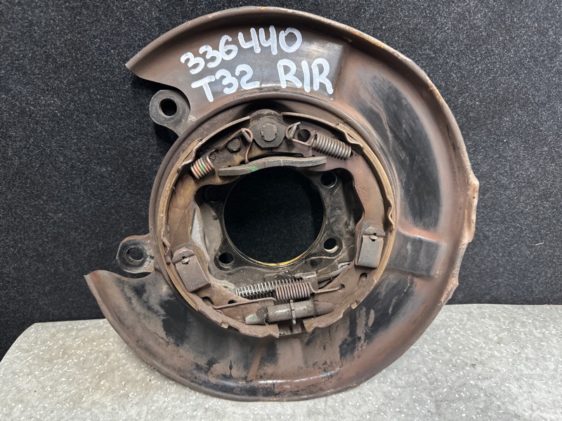 Тормозной механизм задний правый NISSAN X-TRAIL/ROGUE T32 13-20 44000-4BA1A Б/У