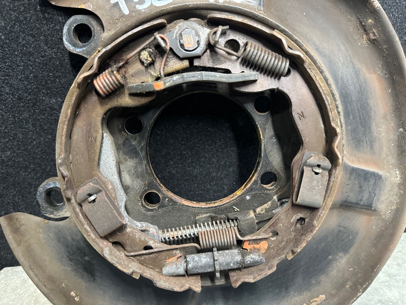 Тормозной механизм задний правый NISSAN X-TRAIL/ROGUE T32 13-20