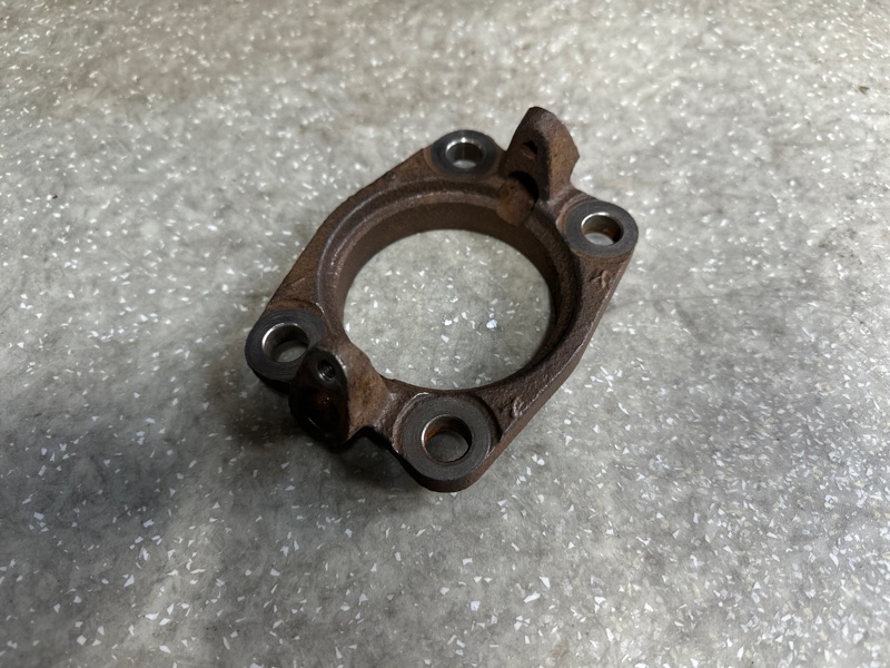 Кронштейн задний X-TRAIL/ROGUE T32 13-20