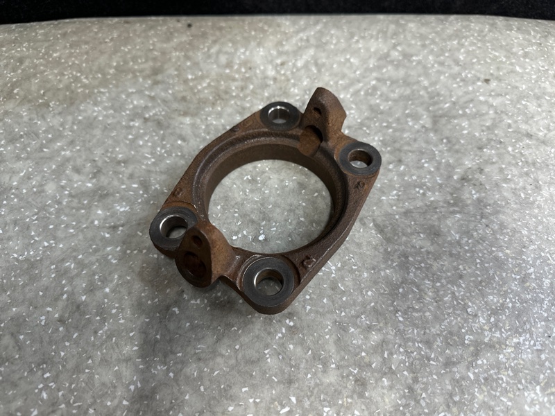 Кронштейн задний X-TRAIL/ROGUE T32 13-20