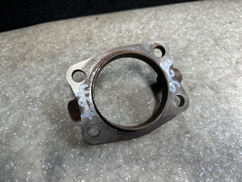 Кронштейн задний NISSAN X-TRAIL/ROGUE T32 13-20 43021-5HA0A Б/У