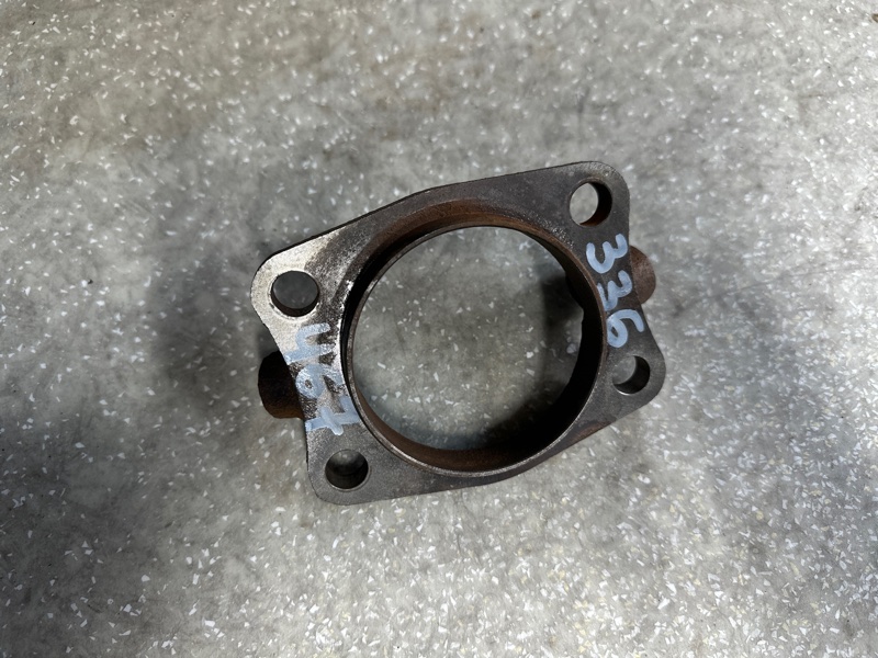 Кронштейн задний X-TRAIL/ROGUE T32 13-20