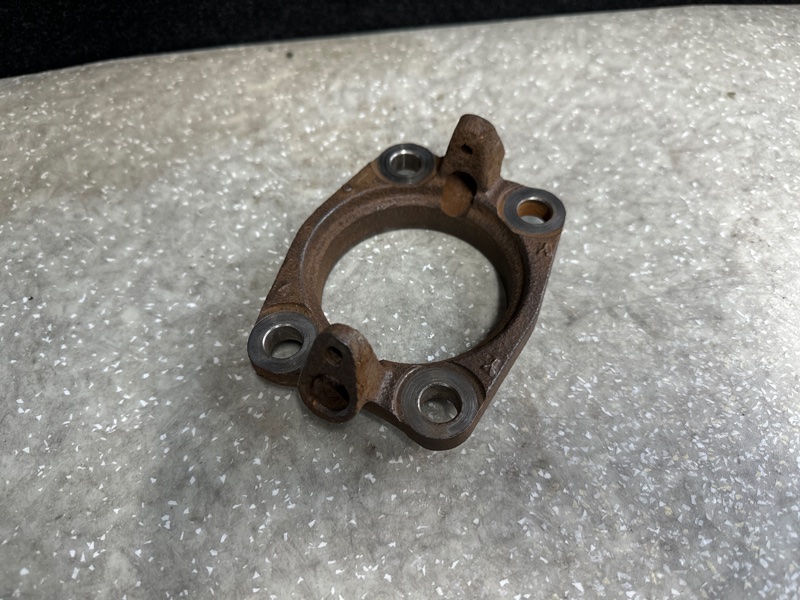 Кронштейн задний X-TRAIL/ROGUE T32 13-20