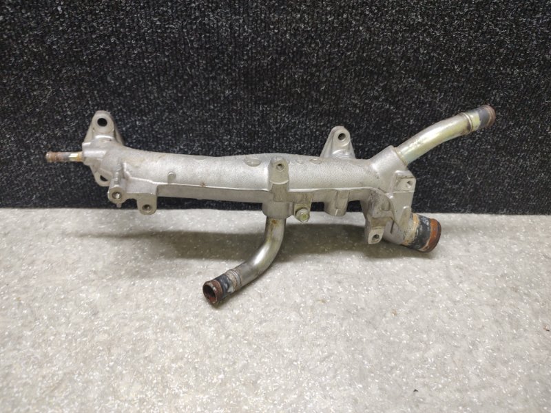 Фланец системы охлаждения MURANO Z50 02-07 3.5 VQ35DE