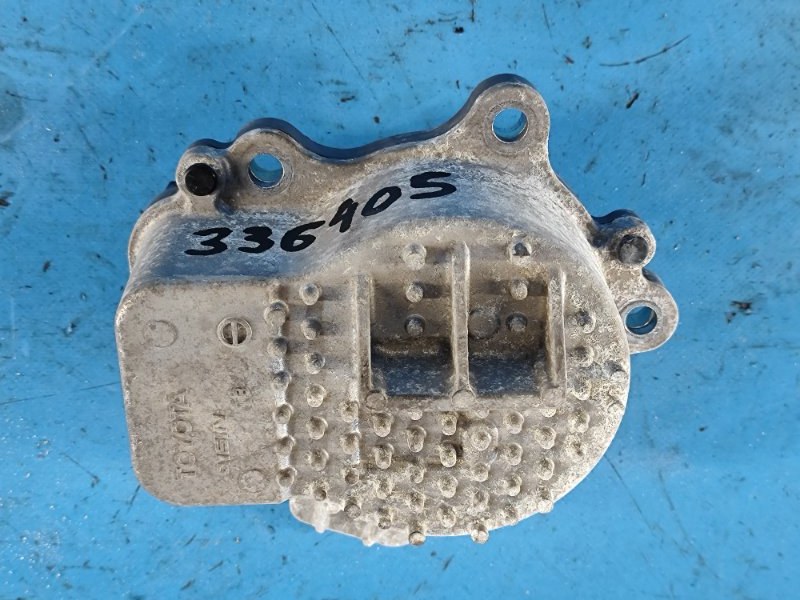 Запчасть помпа охлаждения электрическая TOYOTA PRIUS - 30 09-17 161A0-29015 Б/У Помпа охлаждения электрическая TOYOTA PRIUS - 30 09-17 161A0-29015 Б/У