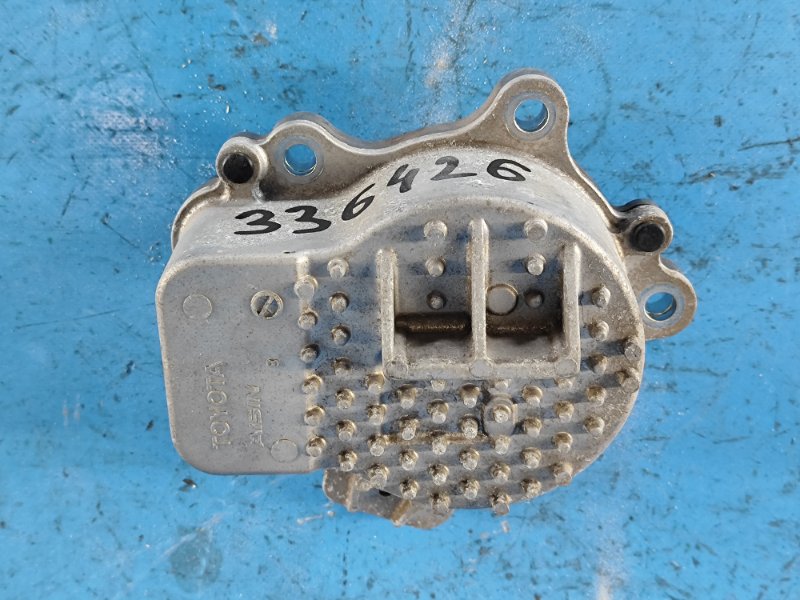 Помпа охлаждения электрическая TOYOTA PRIUS - 30 09-17 161A0-29015 Б/У
