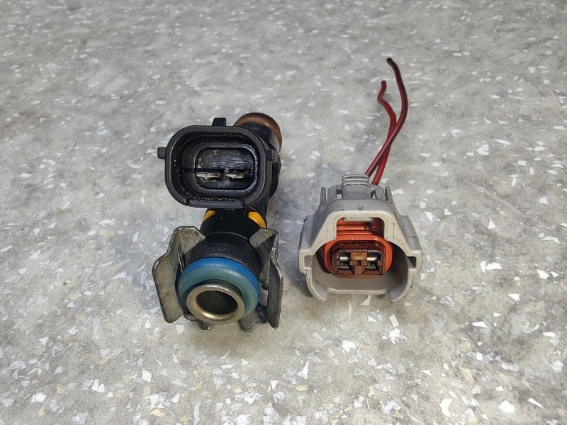 Форсунка топливная NISSAN MURANO Z50 02-07 3.5 VQ35DE 16600-CD700 Б/У